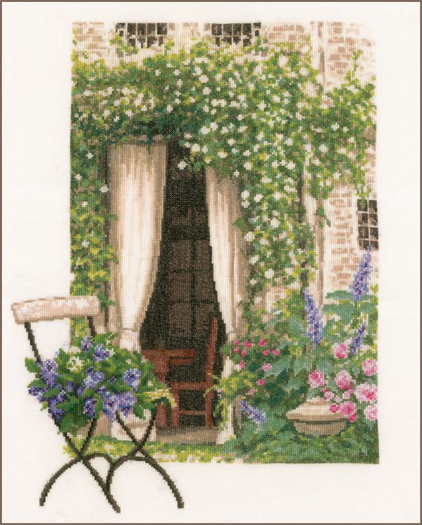 PN-0178458 Набор для вышивания LANARTE "Garden view"