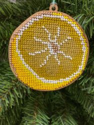 С028-03 Набор для вышивания бисером по дереву "Лимон", 8х9см