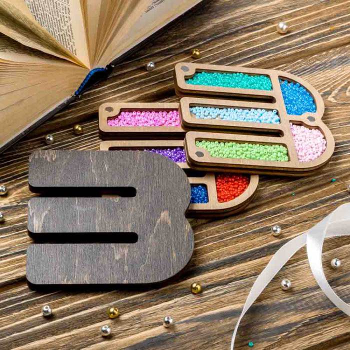 Органайзер для бисера "Алфавит" ВОЛШЕБНАЯ СТРАНА,  FLZB-131(З), 9х9см